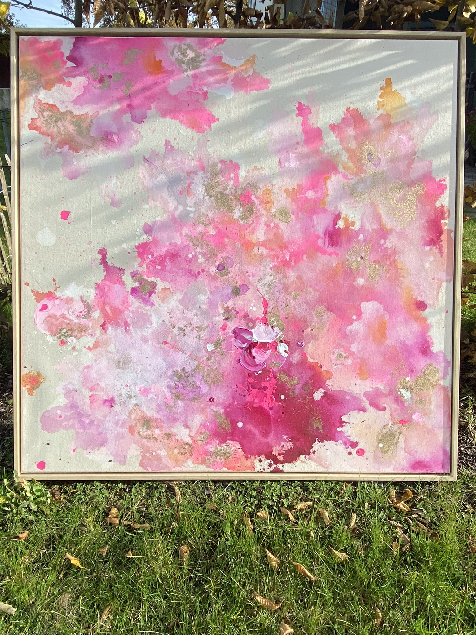 Pure Serie, 2025, Acryl und Gold auf roher Baumwollleinwand
